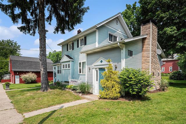 front view picture of 307 Beech Street, Freeport, MI. 49325
