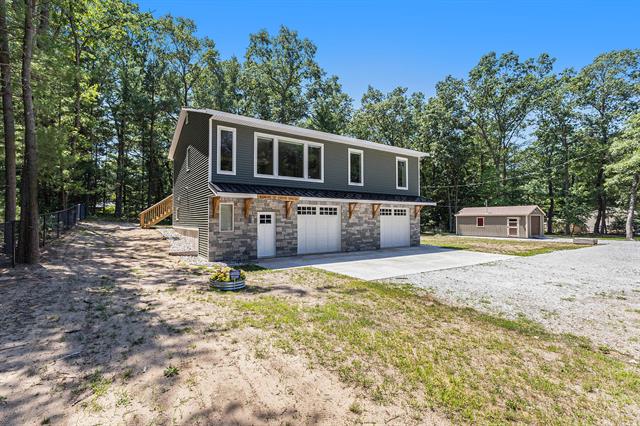 front view picture of 39 Linden Street, Twin Lake, MI. 49457