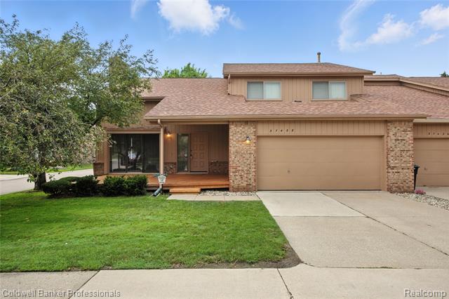 front view picture of 37438 N Laurel Park Drive, Livonia, MI. 48152