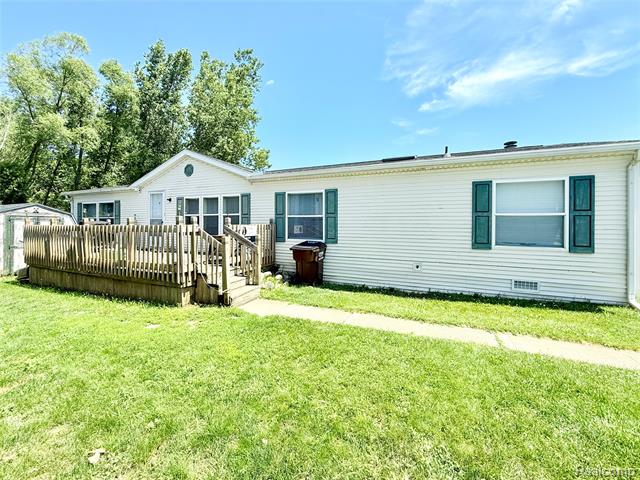 front view picture of 293 Westfield Drive, Erie, MI. 48133