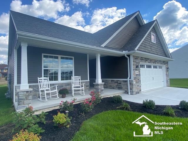 front view picture of 8260 Grande Lake Circle, Temperance, MI. 48182
