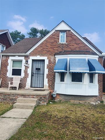 front view picture of 17308 Pinehurst Street, Detroit, MI. 48221