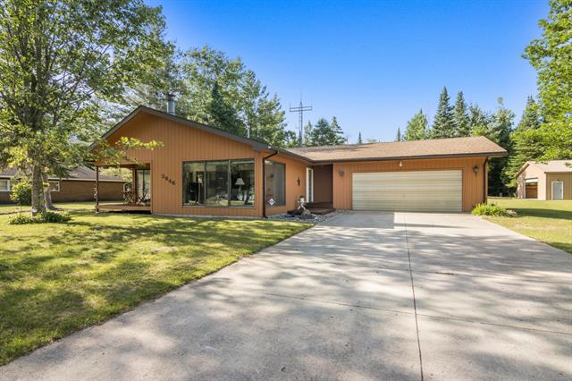 front view picture of 3846 Lee Point Road, Suttons Bay, MI. 49682