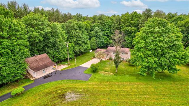 front view picture of 5852 Pinkerton Road, Vassar, MI. 48768