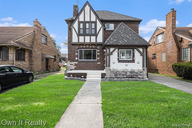 front view picture of 8555 Sorrento Street, Detroit, MI. 48228