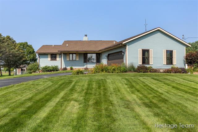 front view picture of 6559 Burlingame Avenue Sw, Byron Center, MI. 49315