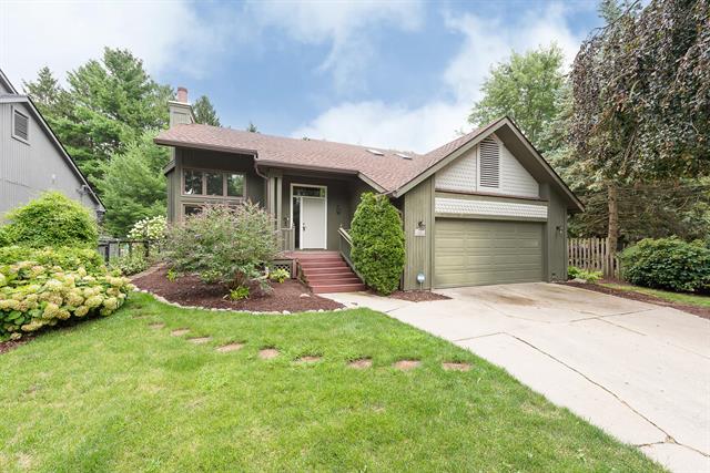 front view picture of 2765 Gladstone Avenue, Ann Arbor, MI. 48104
