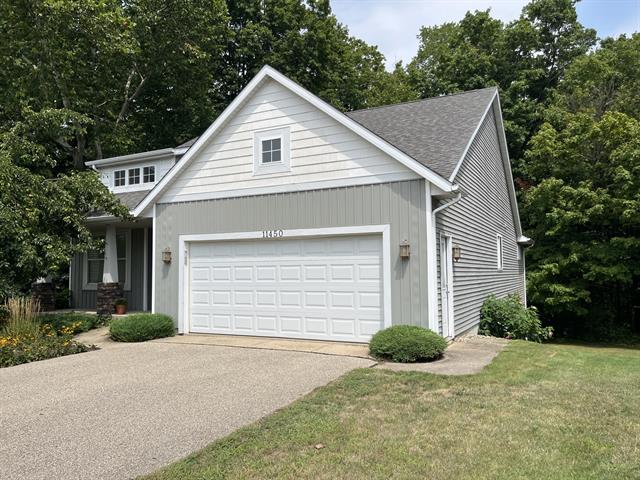 front view picture of 11450 Cadence Court, Allendale, MI. 49401