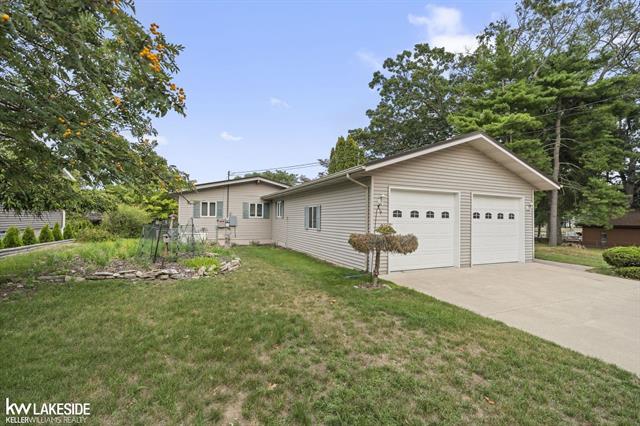 front view picture of 4348 White Sands Road, Pigeon, MI. 48755