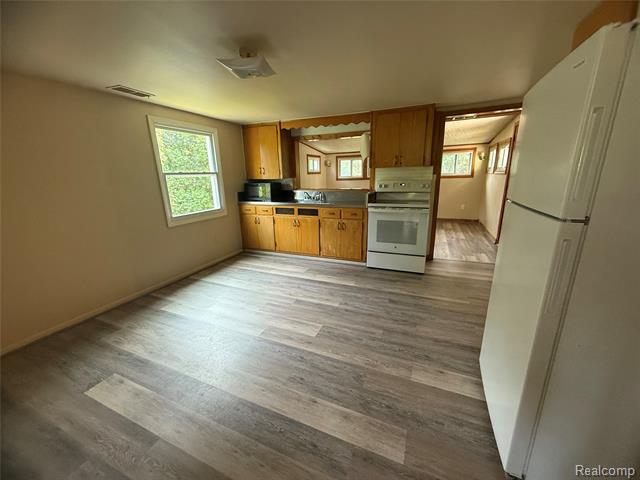 front view picture of 3717 W Water Unit 3 Street, Port Huron, MI. 48060