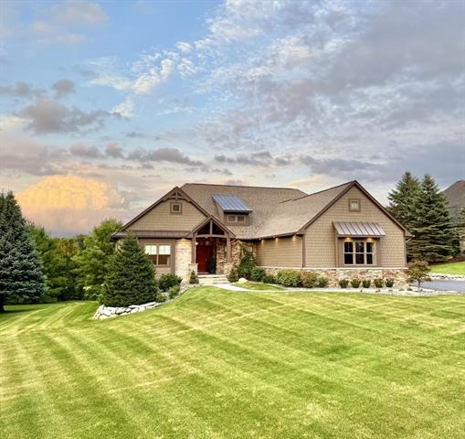 front view picture of 5971 Barclay Drive, Brighton, MI. 48116