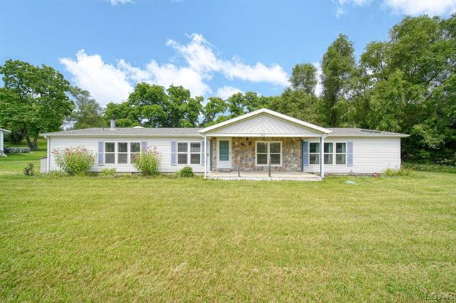 front view picture of 120 Kathy Lane, Brooklyn, MI. 49230