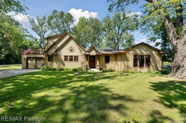 front view picture of 8751 Beechwood Drive, Gregory, MI. 48137