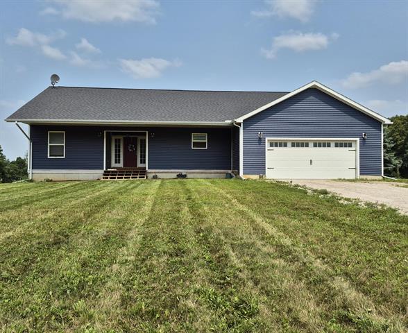 front view picture of 5056 Gleason Dr Drive, Whitmore Lake, MI. 48189