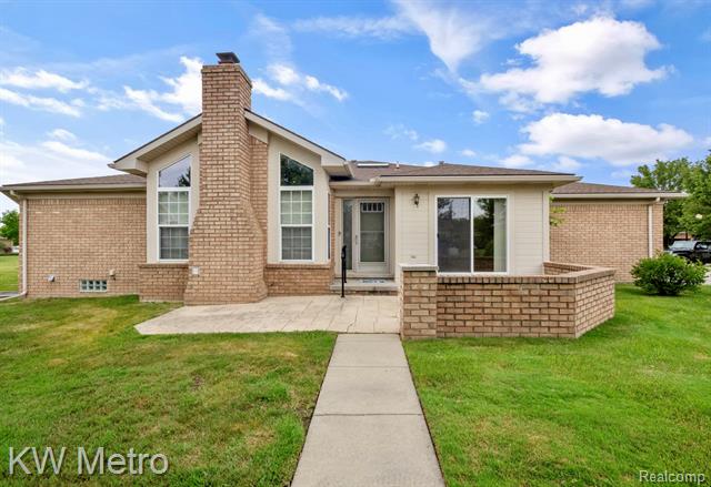 front view picture of 30608 Eleanor Court, New Baltimore, MI. 48051