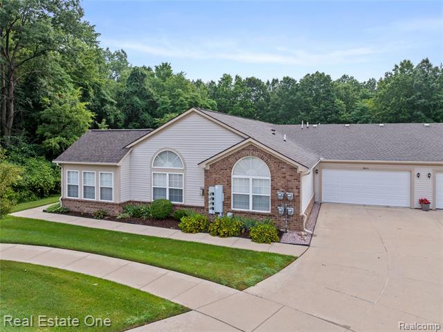 front view picture of 36016 Abbey Drive, Westland, MI. 48185