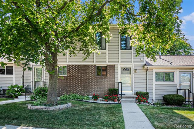 front view picture of 5953 Village Drive, Haslett, MI. 48840