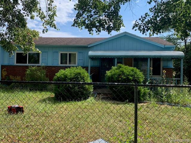front view picture of 5806 Marlowe Drive, Flint, MI. 48504