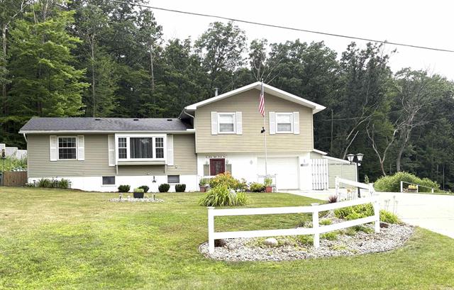 front view picture of 3825 Lapham Drive, Harrison, MI. 48625
