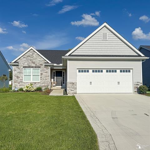 front view picture of 6704 Summerlyn Lakes Drive, Lambertville, MI. 48144