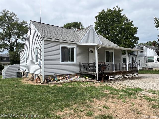 front view picture of 5126 Morrish Road, Swartz Creek, MI. 48473