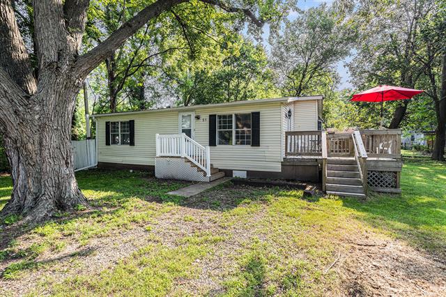 front view picture of 51 Pauline Avenue, Battle Creek, MI. 49014