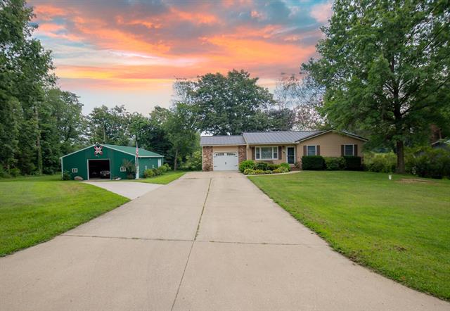 front view picture of 28123 Timberly Drive, Sturgis, MI. 49091