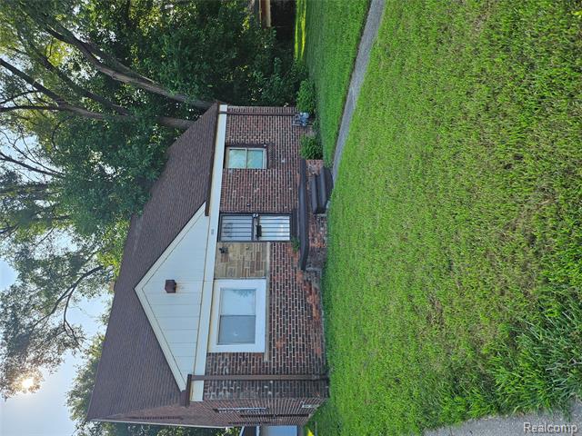 front view picture of 14046 Southfield Road, Detroit, MI. 48227