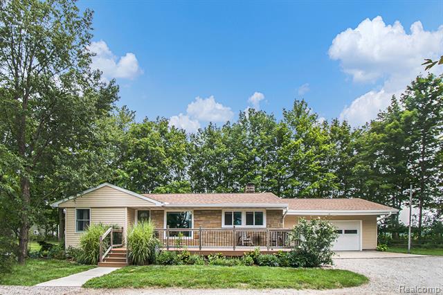 front view picture of 1940 Meech Road, Williamston, MI. 48895