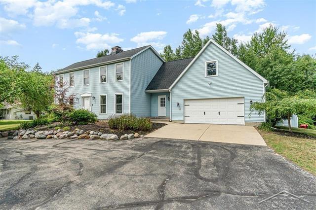 front view picture of 3727 E Julie Ann Drive, Midland, MI. 48642