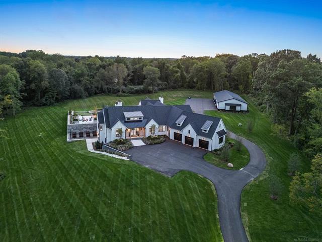 front view picture of 5300 Sheldon Road, Rochester, MI. 48306