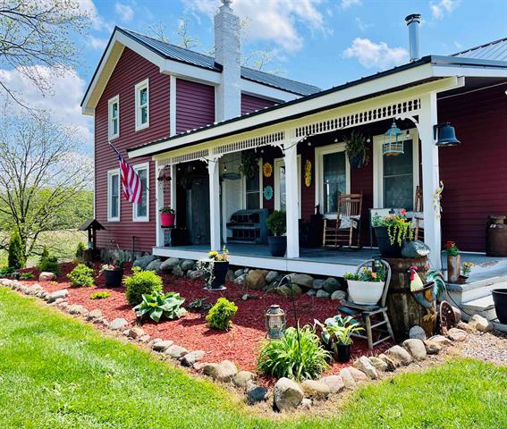 front view picture of 10531 Wood Road, North Adams, MI. 49262