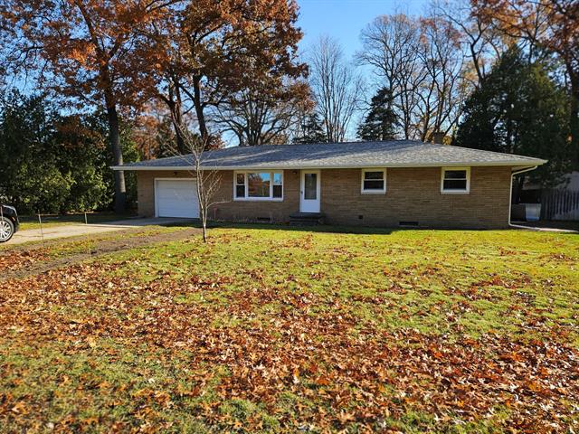 front view picture of 1384 Sumac Street, Muskegon, MI. 49445