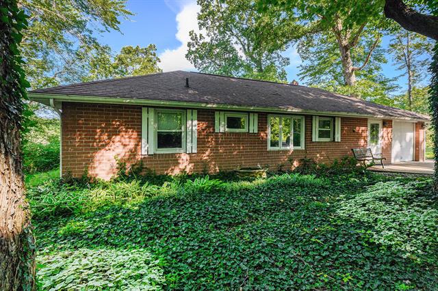 front view picture of 22975 Pine Lake Road, Battle Creek, MI. 49014