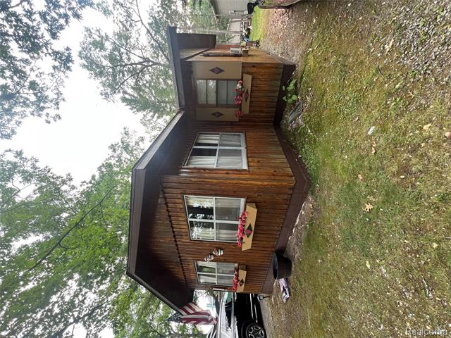 front view picture of 1743 Kendall Street, National City, MI. 48748