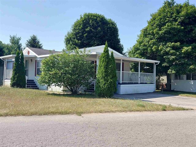 front view picture of 1587 David Place, Traverse City, MI. 49686