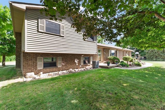 front view picture of 10100 Rouget Road, Blissfield, MI. 49228