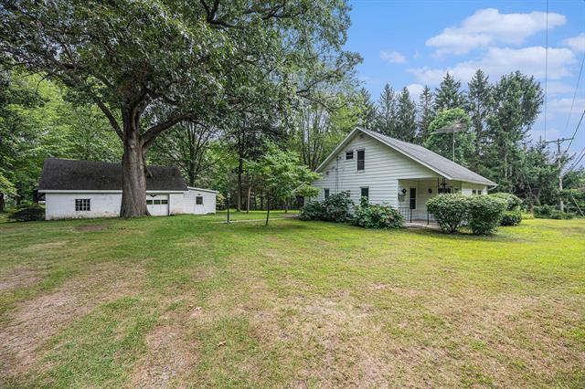 front view picture of 13934 8 1/2 Mile Road, Battle Creek, MI. 49014