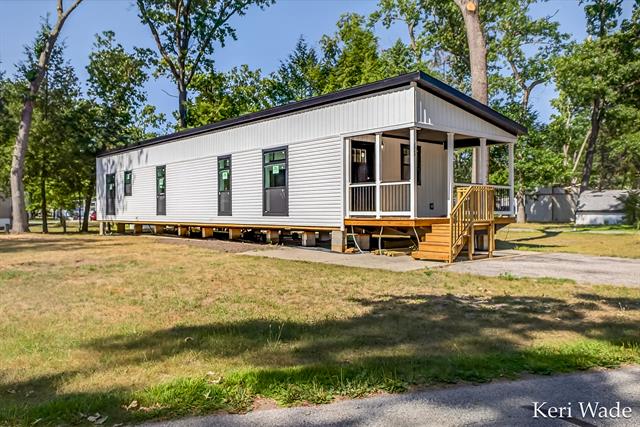 front view picture of 3480 Hickory Road, Twin Lake, MI. 49457