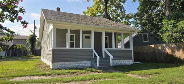 front view picture of 200 Pollard Avenue, Benton Harbor, MI. 49022