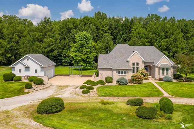front view picture of 3600 W Erie Road, Temperance, MI. 48182