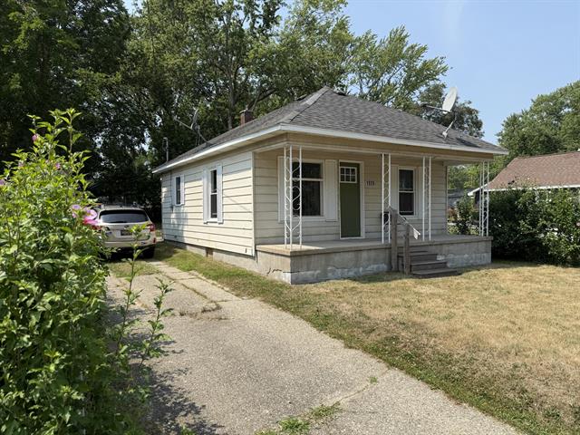 front view picture of 1939 Hudson Street, Muskegon, MI. 49441
