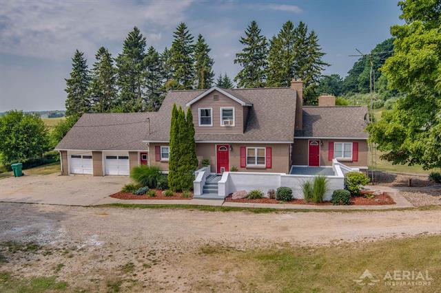 front view picture of 3208 Lake George Road, West Branch, MI. 48661