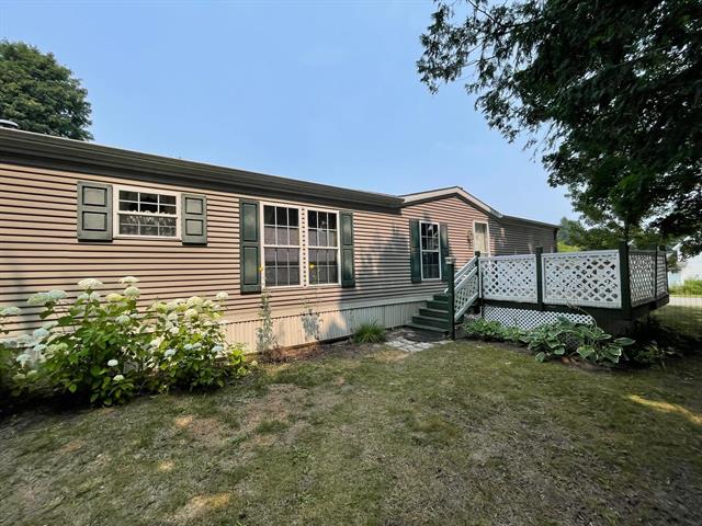 front view picture of 2113 Lincoln, Central Lake, MI. 49622