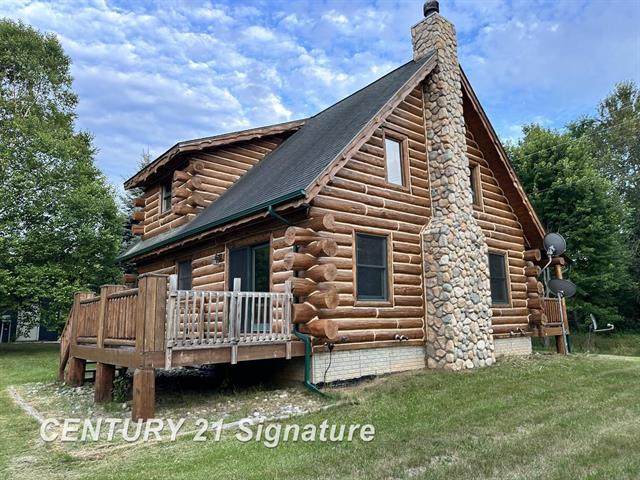 front view picture of 10175 Bailey Drive, Harrison, MI. 48625