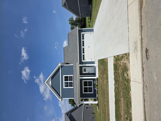 front view picture of 8236 Oak Shade Circle, Davison, MI. 48423