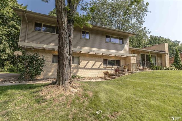 front view picture of 7088 Wiltshire Drive, Lambertville, MI. 48144