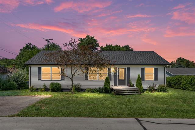front view picture of 4325 Avenue A, Newport, MI. 48166
