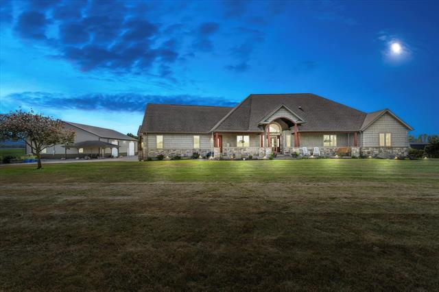 front view picture of 68456 Cassopolis Road, Cassopolis, MI. 49031
