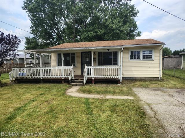 front view picture of 1270 Watson Street, Erie, MI. 48133